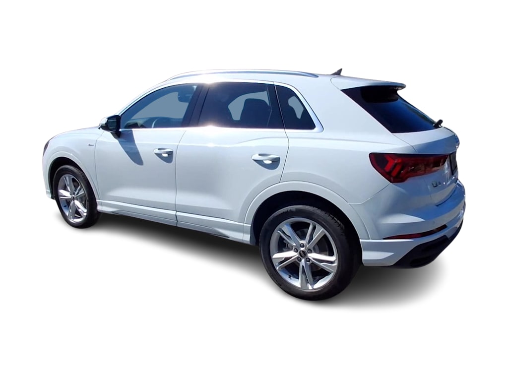 Thumbnail: 2024 Audi Q3 - 19