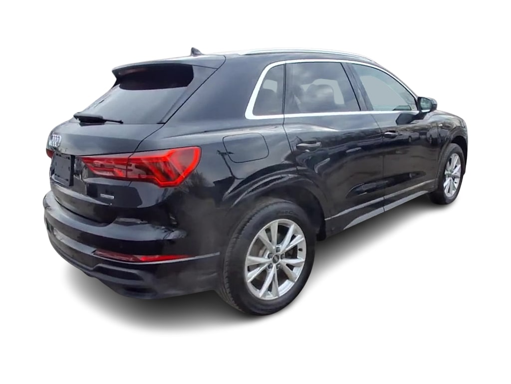 Thumbnail: 2023 Audi Q3 - 17