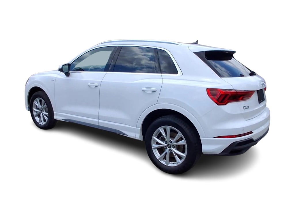 Thumbnail: 2024 Audi Q3 - 4