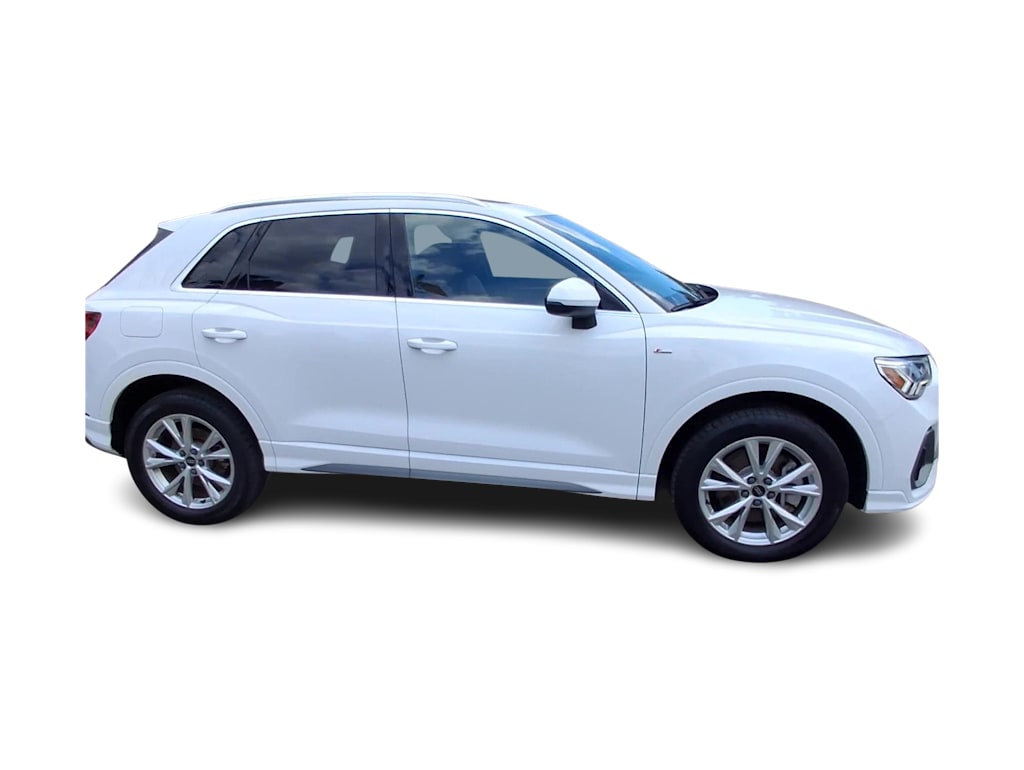 Thumbnail: 2024 Audi Q3 - 20