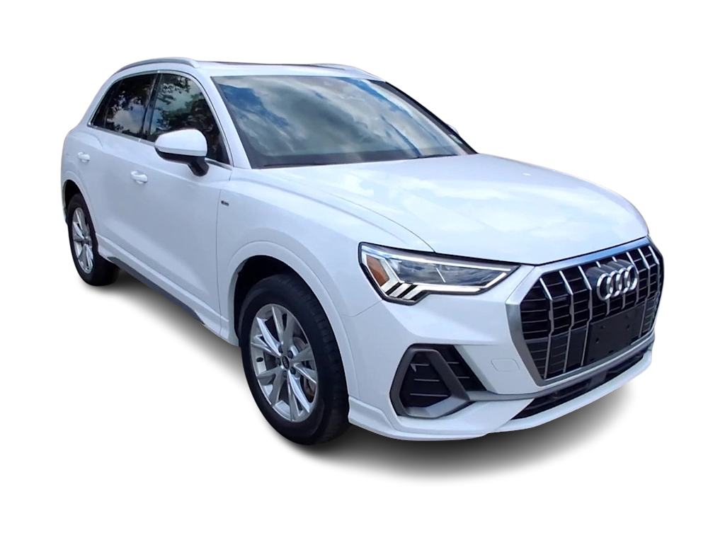 Thumbnail: 2024 Audi Q3 - 17