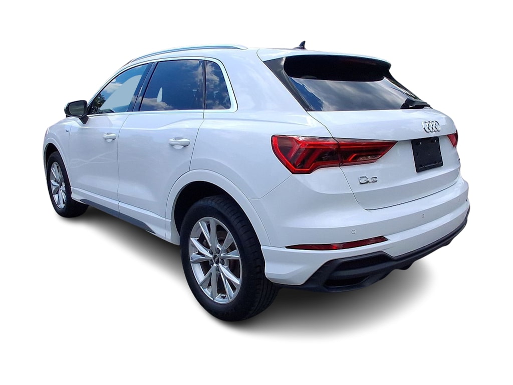 Thumbnail: 2024 Audi Q3 - 30