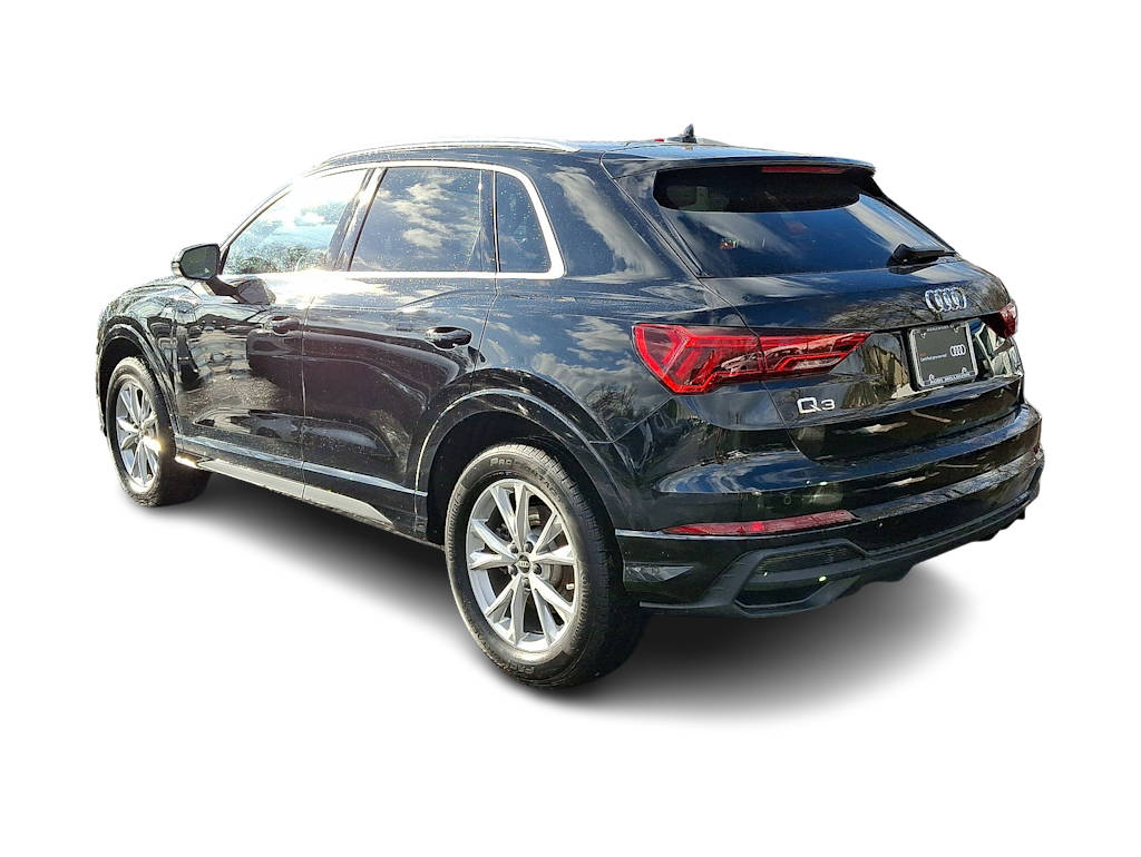 Thumbnail: 2025 Audi Q3 - 4