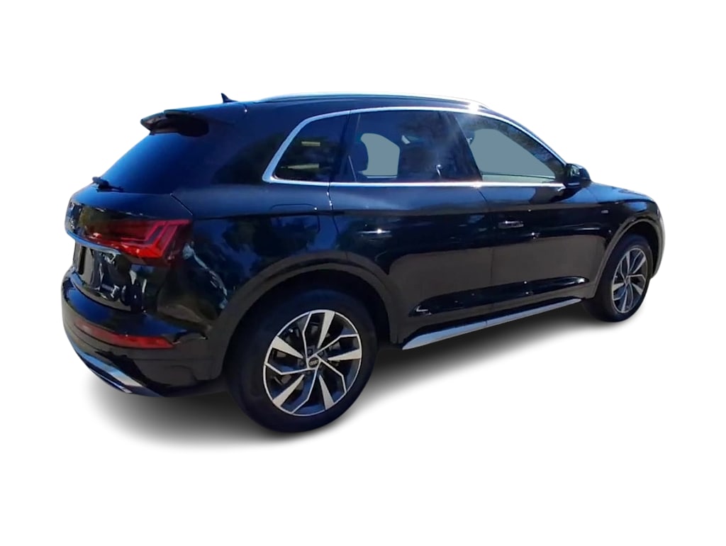 Thumbnail: 2022 Audi Q5 - 17