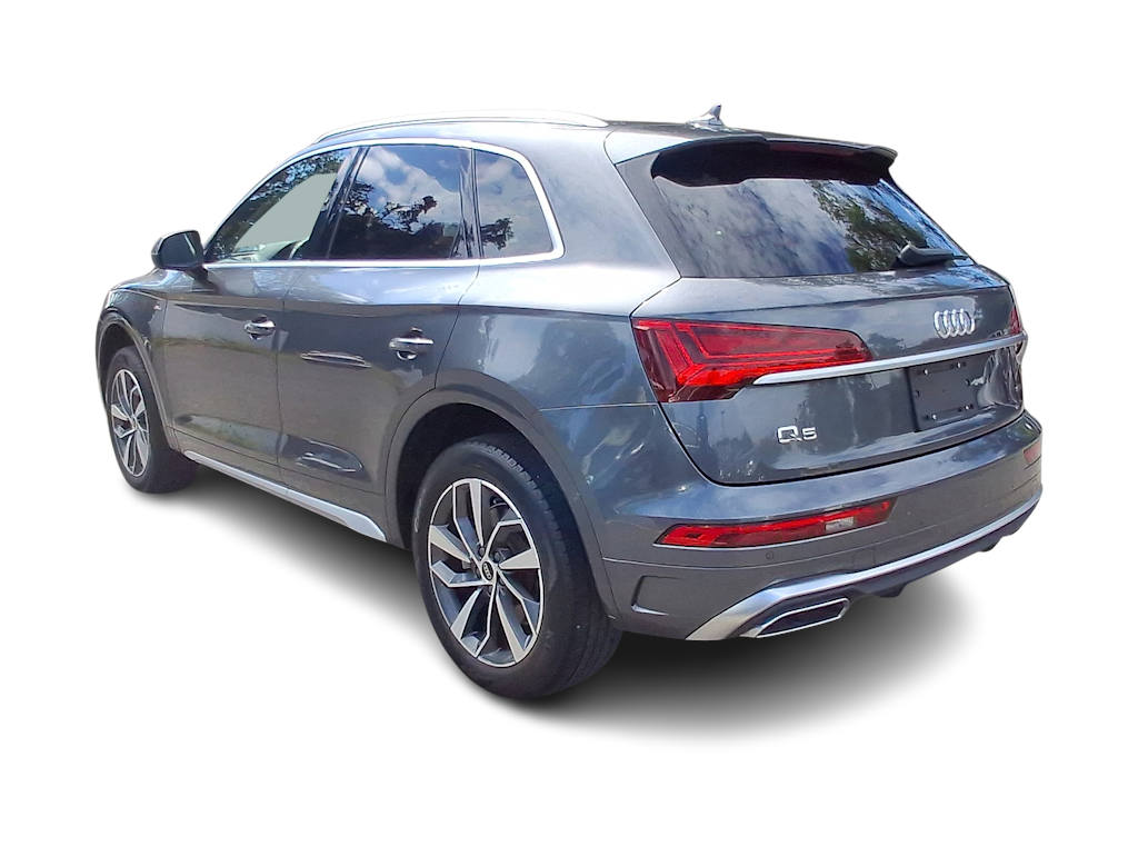 Thumbnail: 2023 Audi Q5 - 4