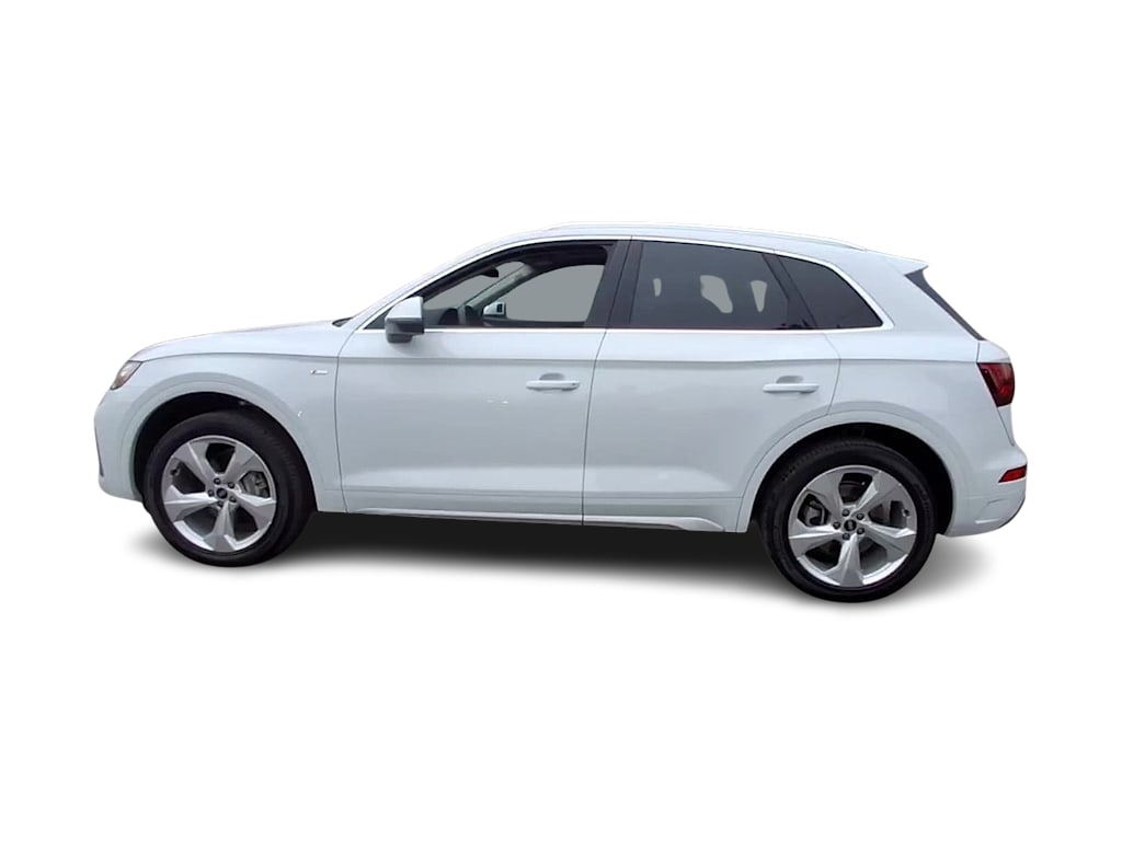 Thumbnail: 2023 Audi Q5 - 3