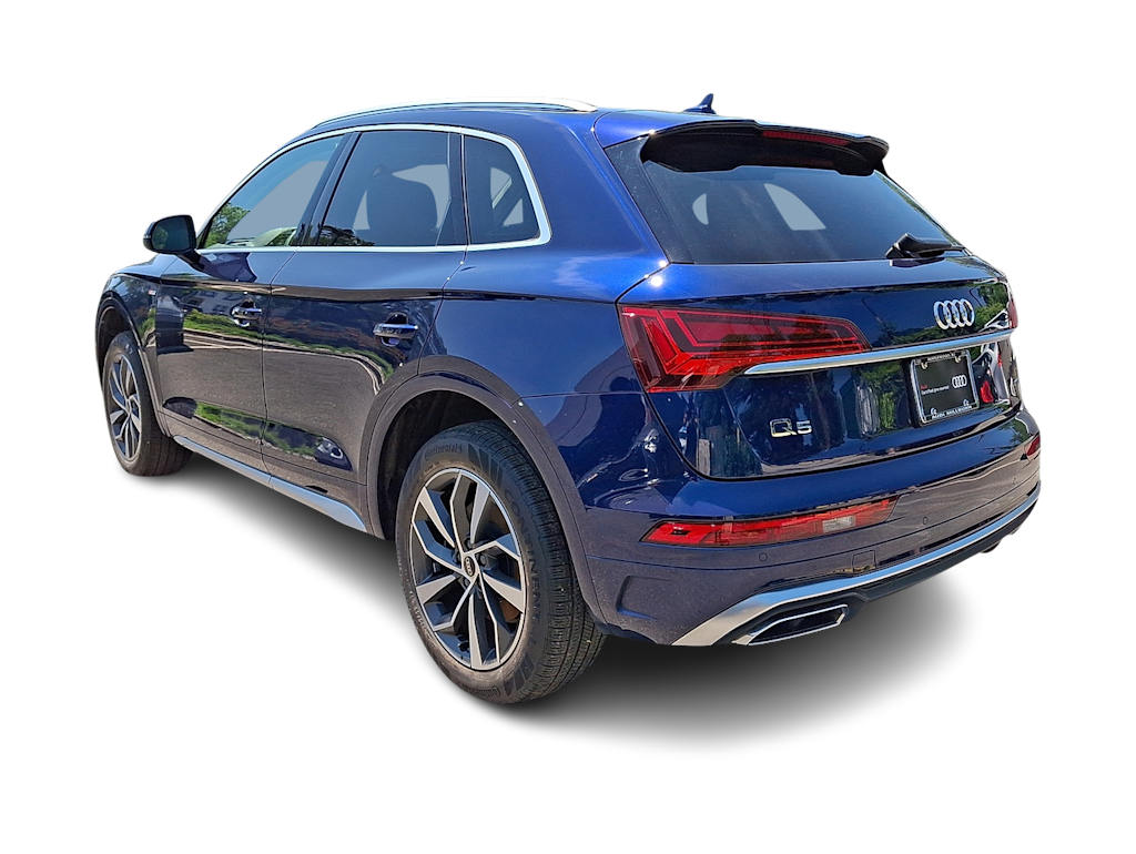 Thumbnail: 2023 Audi Q5 - 4