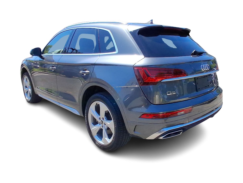 Thumbnail: 2023 Audi Q5 - 4