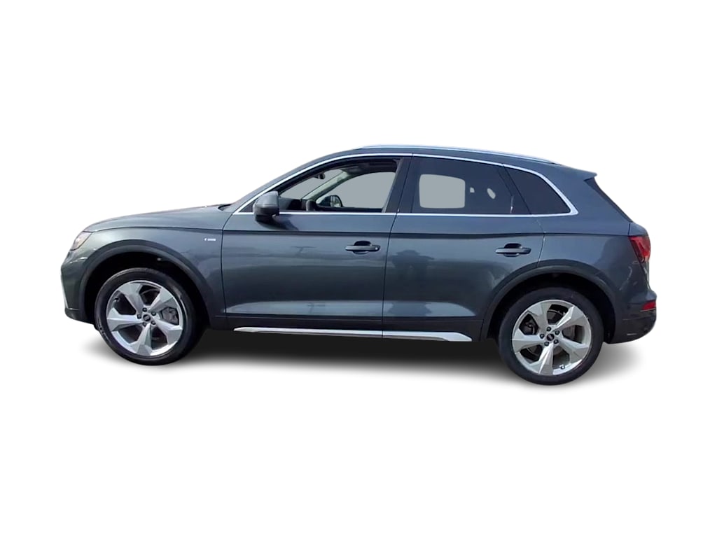 Thumbnail: 2023 Audi Q5 - 3