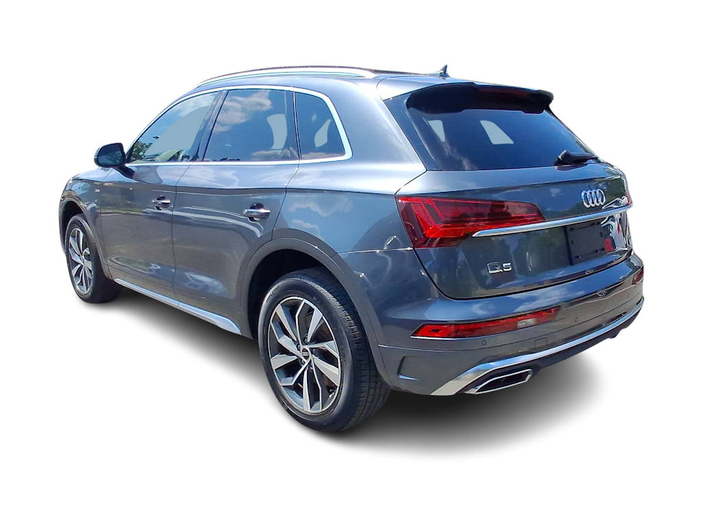 Thumbnail: 2023 Audi Q5 - 4