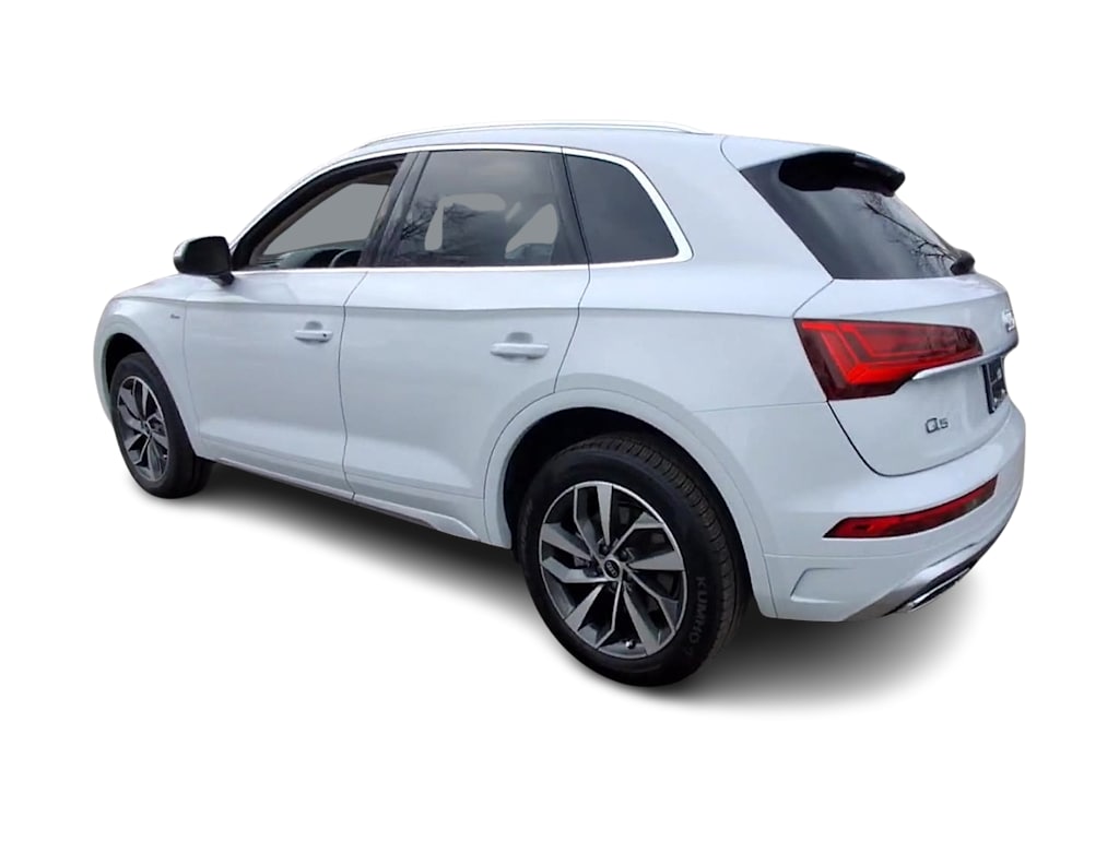 Thumbnail: 2023 Audi Q5 - 4