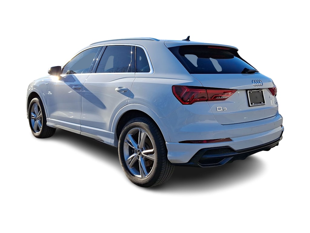 2022 Audi Q3 Premium Plus 24