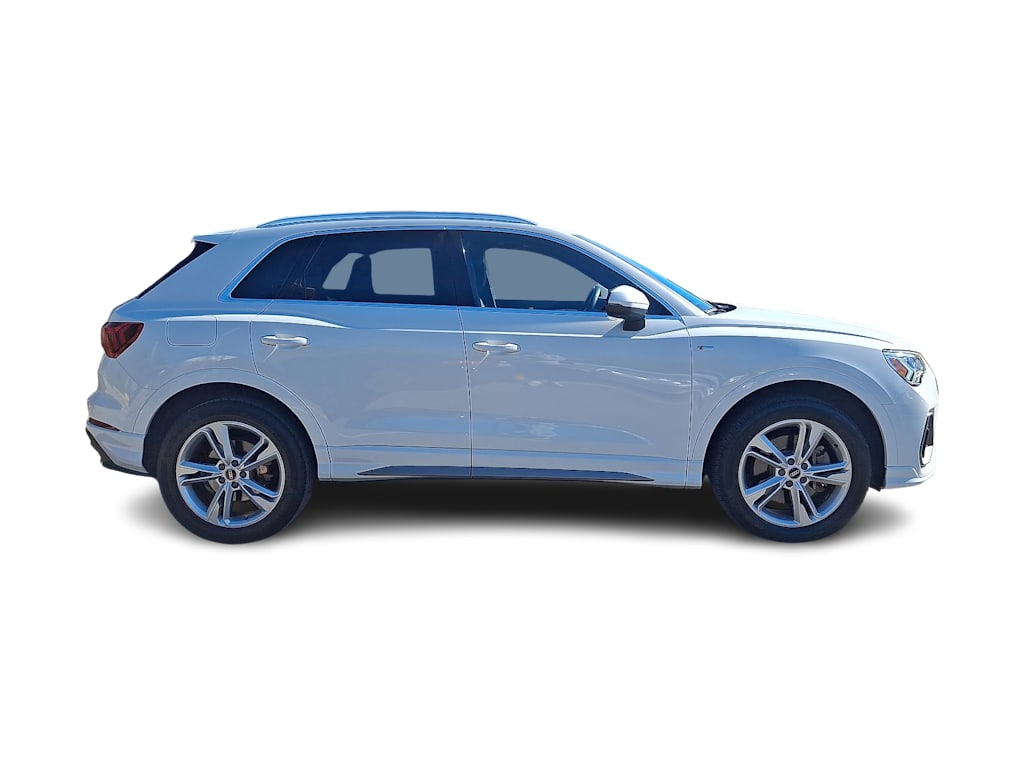 Thumbnail: 2022 Audi Q3 - 27