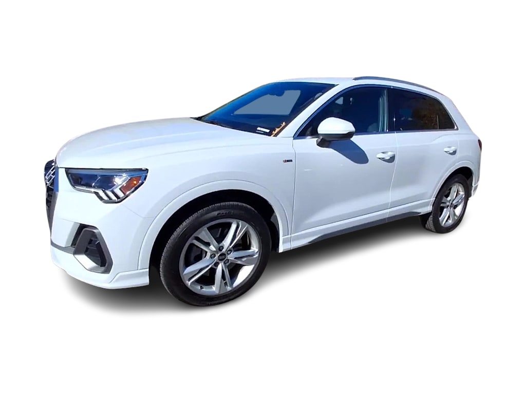 Thumbnail: 2022 Audi Q3 - 3