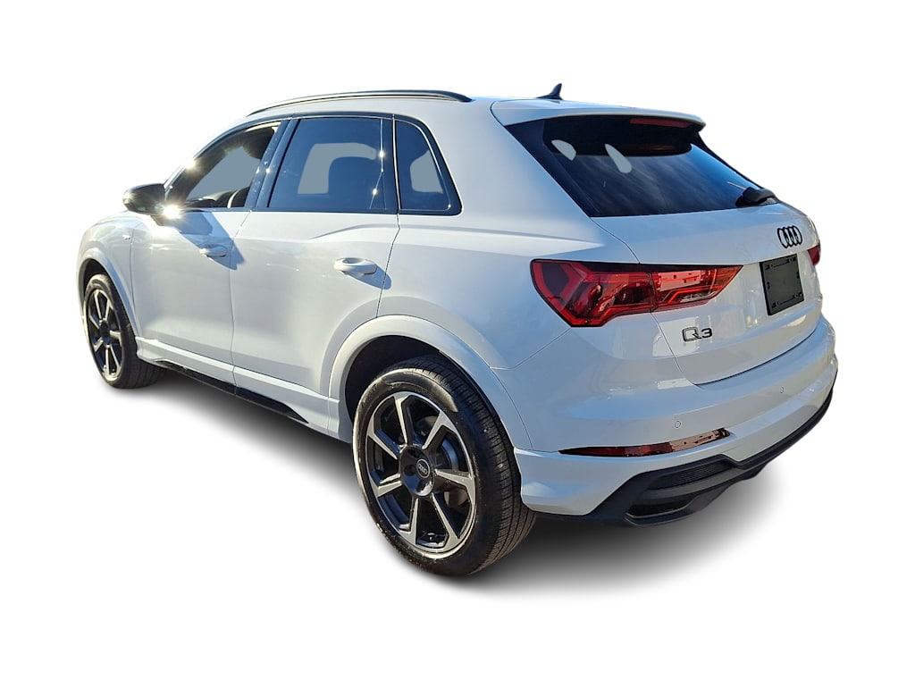 Thumbnail: 2025 Audi Q3 - 24