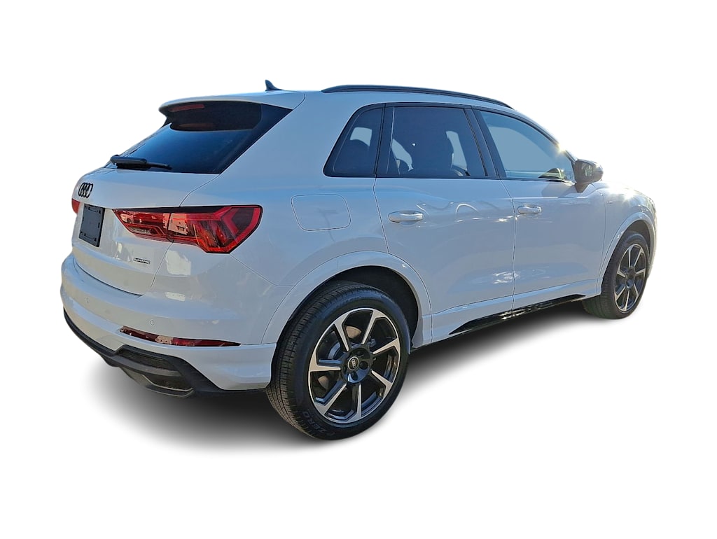 Thumbnail: 2025 Audi Q3 - 26