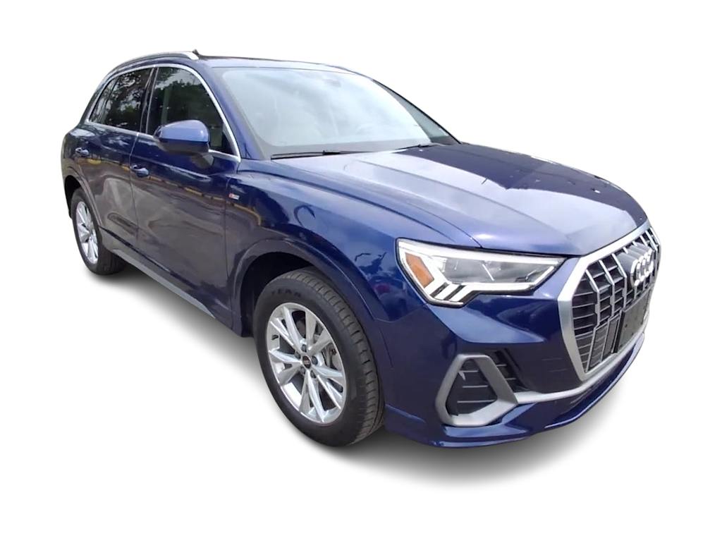 Thumbnail: 2023 Audi Q3 - 17