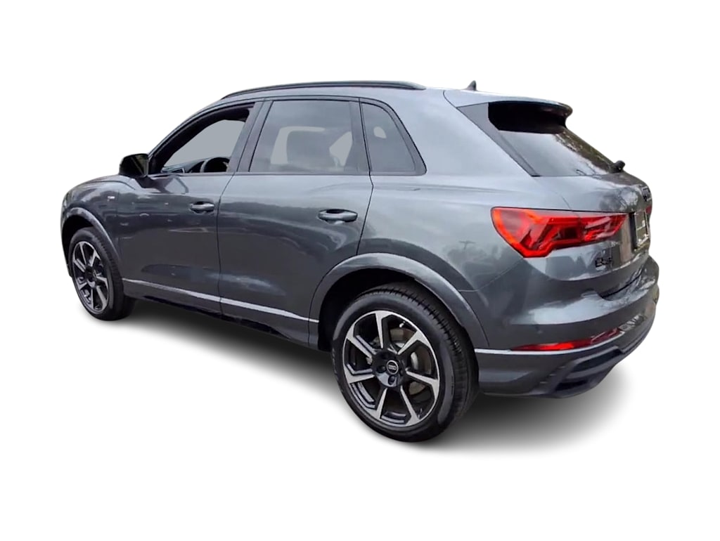 Thumbnail: 2025 Audi Q3 - 4