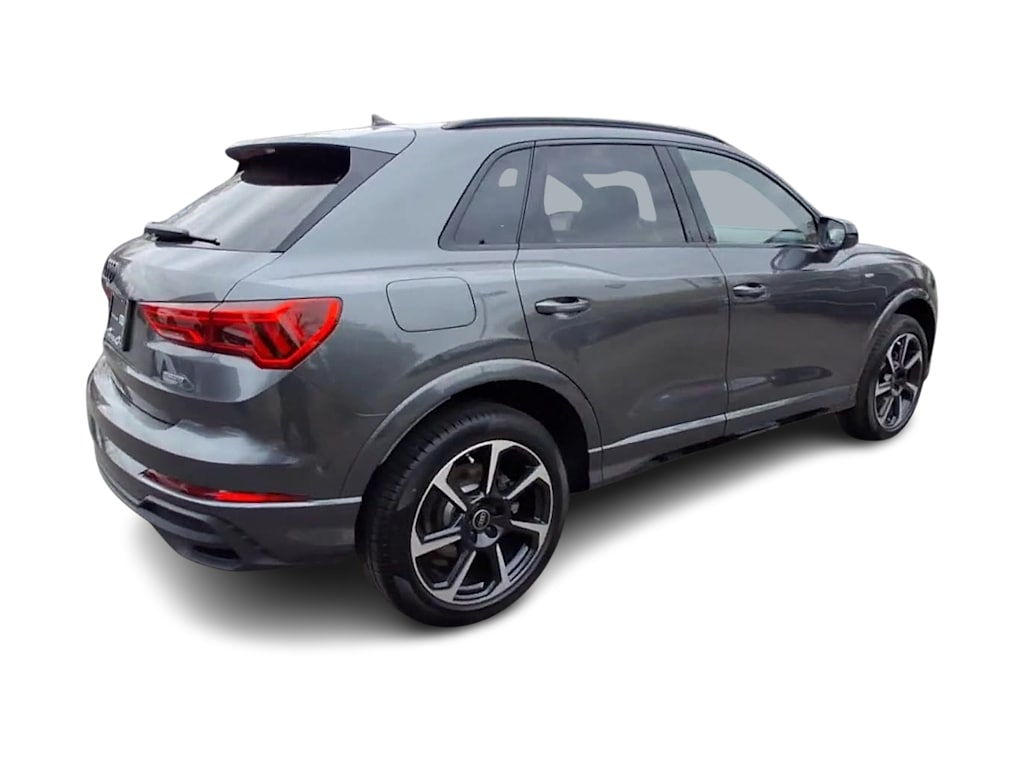 Thumbnail: 2025 Audi Q3 - 14