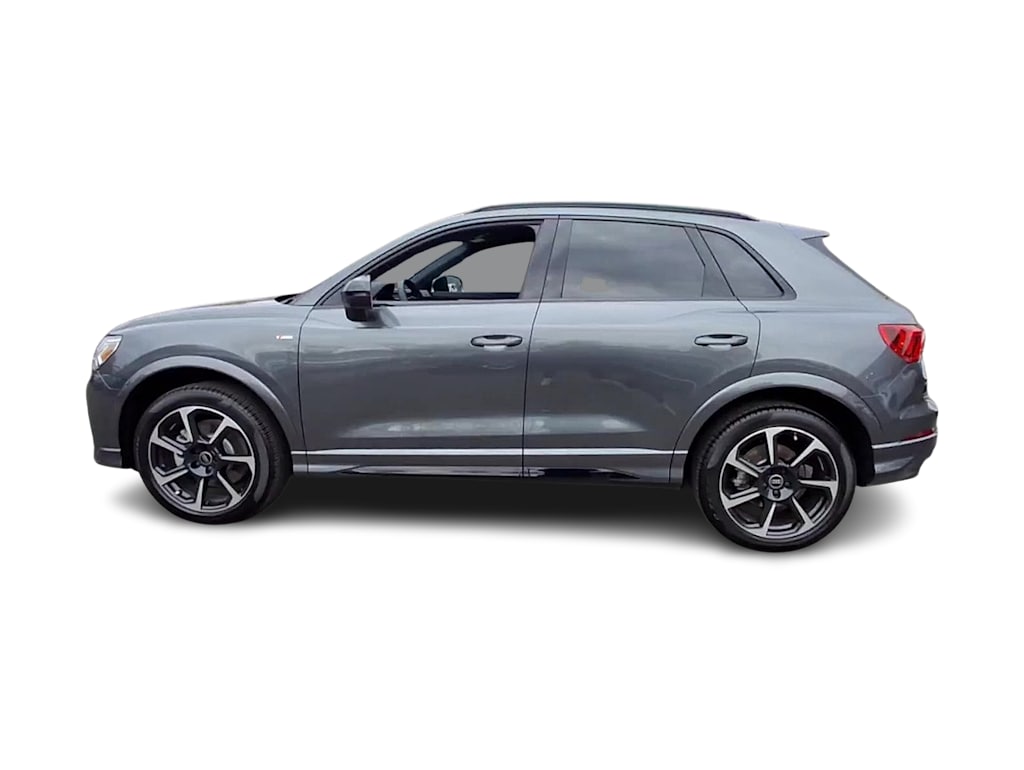 Thumbnail: 2025 Audi Q3 - 3