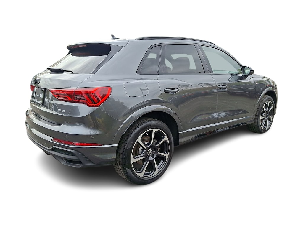 Thumbnail: 2025 Audi Q3 - 24