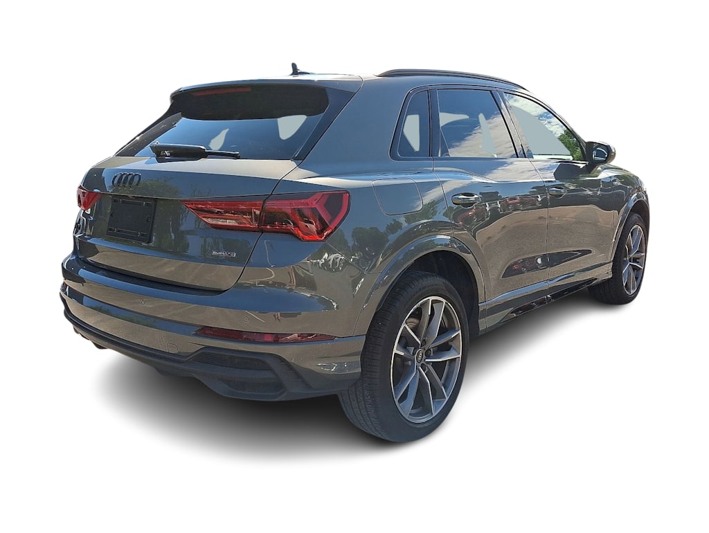 Thumbnail: 2023 Audi Q3 - 32