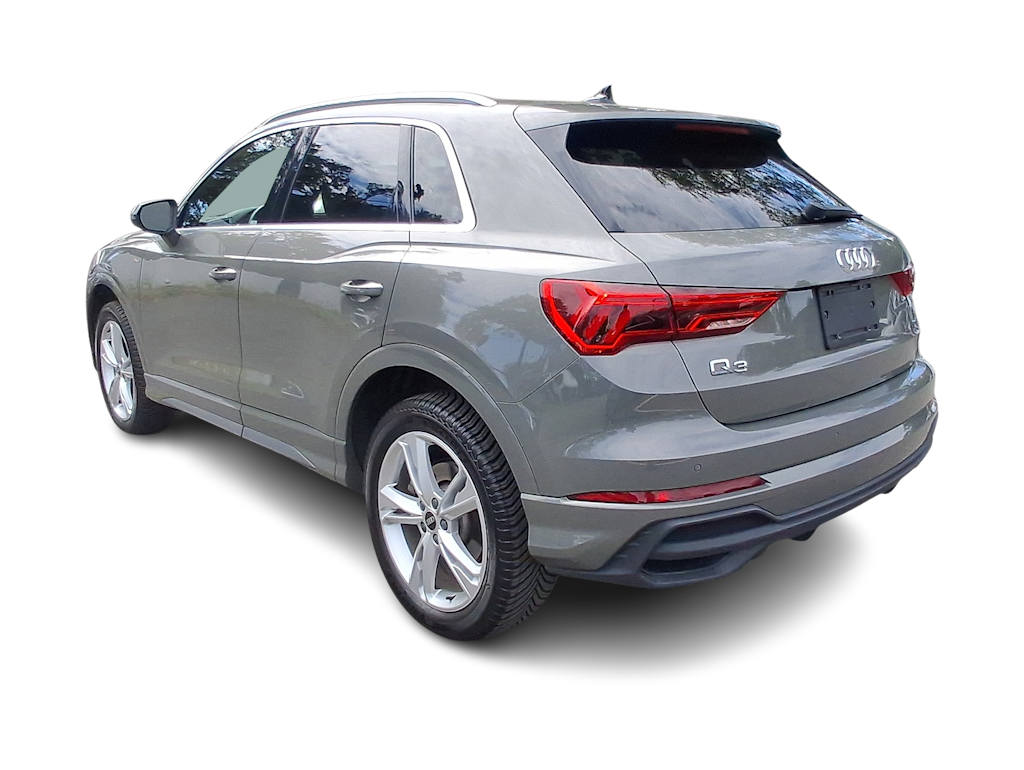 Thumbnail: 2023 Audi Q3 - 4