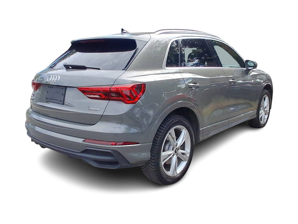 Thumbnail: 2023 Audi Q3 - 19