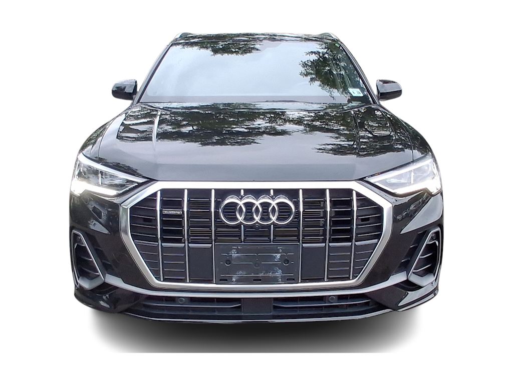 Thumbnail: 2023 Audi Q3 - 6