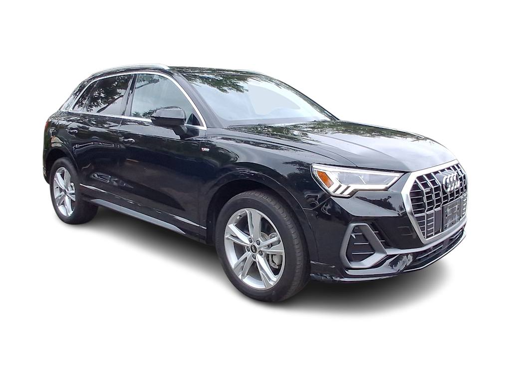 Thumbnail: 2023 Audi Q3 - 17