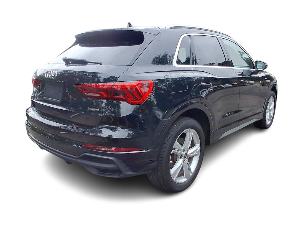 Thumbnail: 2023 Audi Q3 - 19