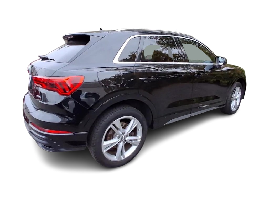 Thumbnail: 2020 Audi Q3 - 17