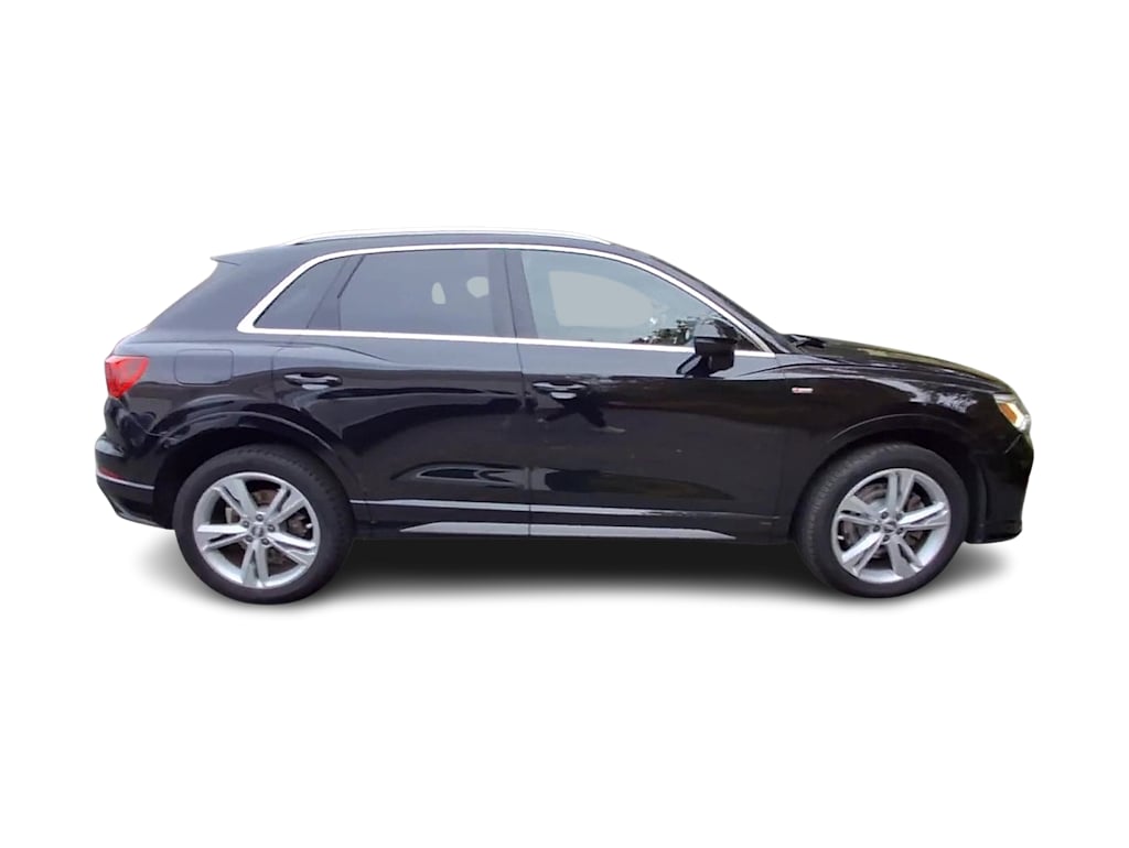 Thumbnail: 2020 Audi Q3 - 18