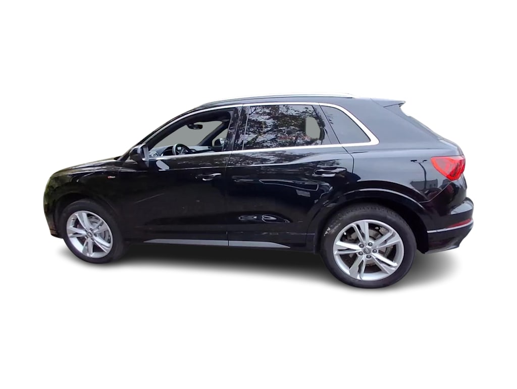 Thumbnail: 2020 Audi Q3 - 3