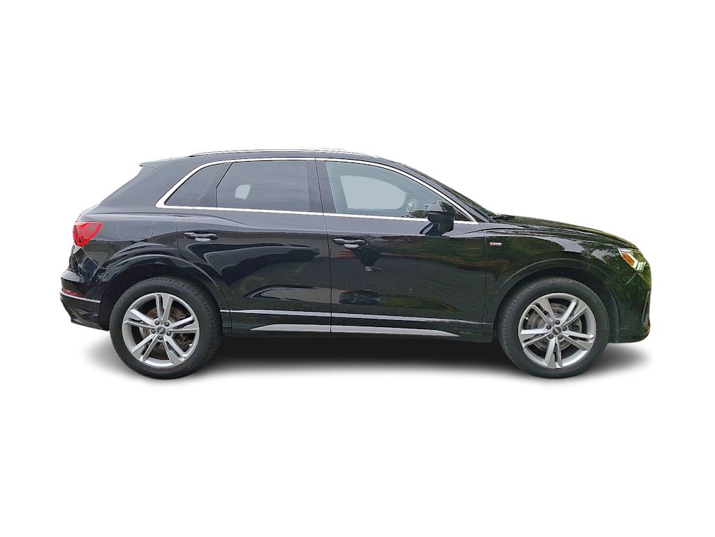 Thumbnail: 2020 Audi Q3 - 27