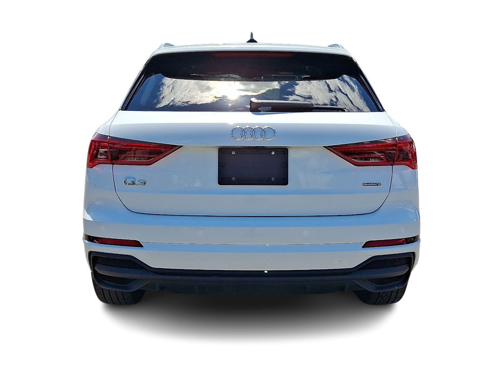 Thumbnail: 2023 Audi Q3 - 31