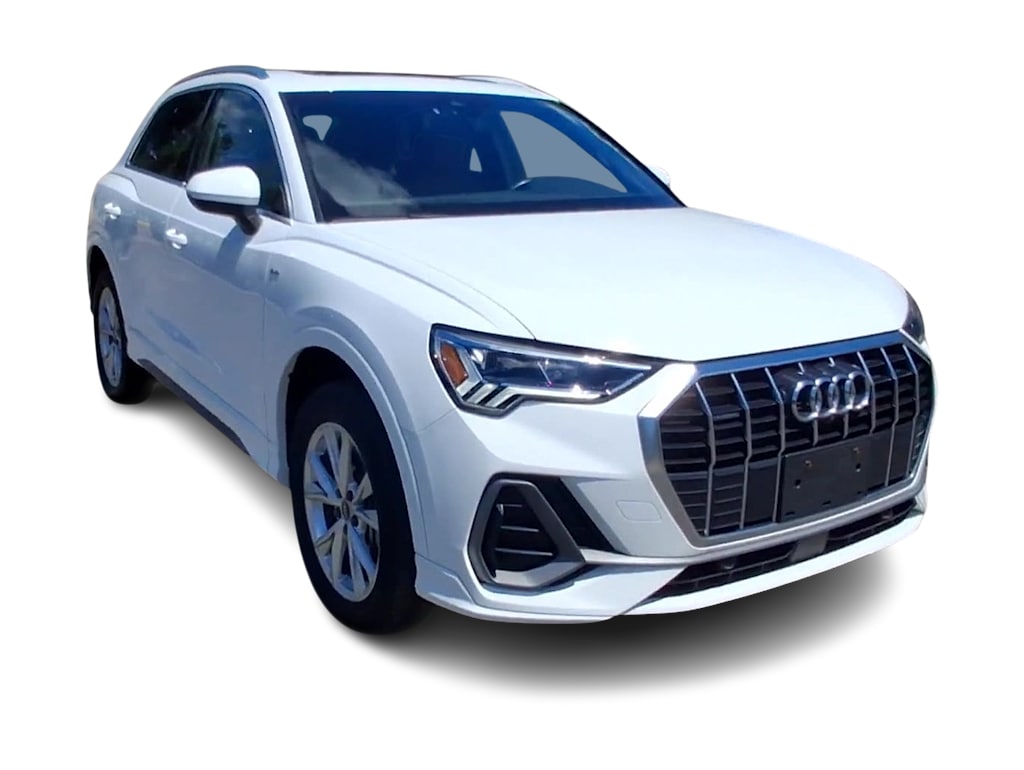 Thumbnail: 2023 Audi Q3 - 17