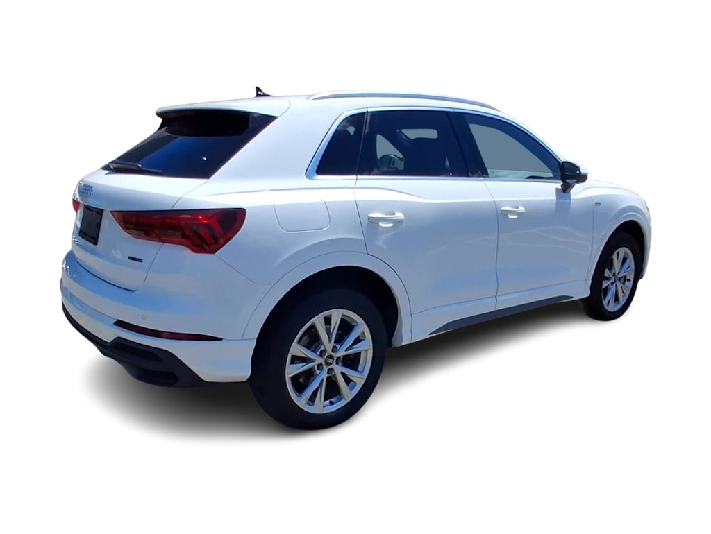 Thumbnail: 2023 Audi Q3 - 20