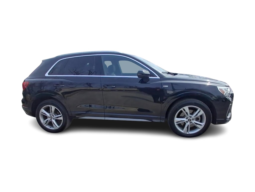 Thumbnail: 2021 Audi Q3 - 18