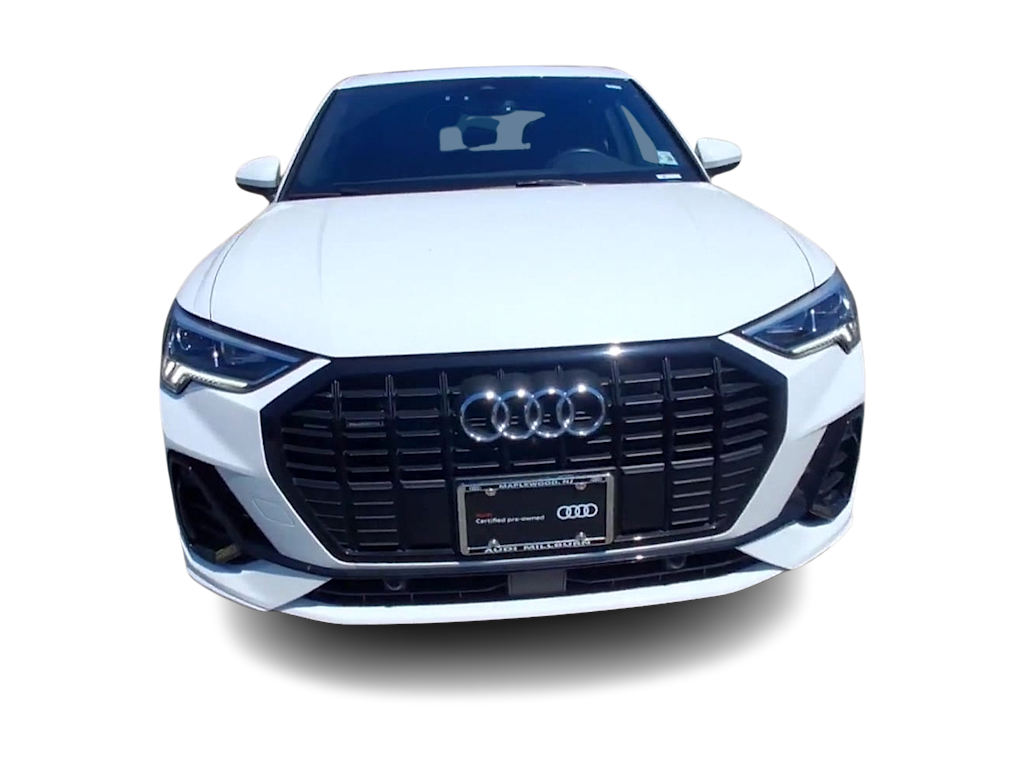 Thumbnail: 2023 Audi Q3 - 6