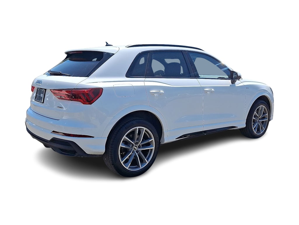 Thumbnail: 2023 Audi Q3 - 26