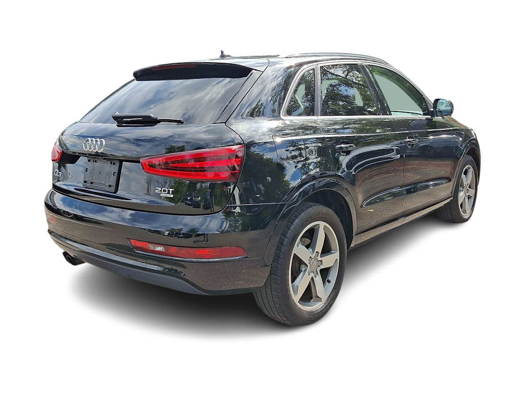 Thumbnail: 2015 Audi Q3 - 32