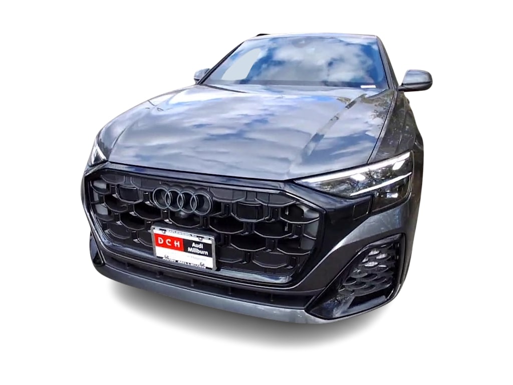 Thumbnail: 2026 Audi Q8 - 6