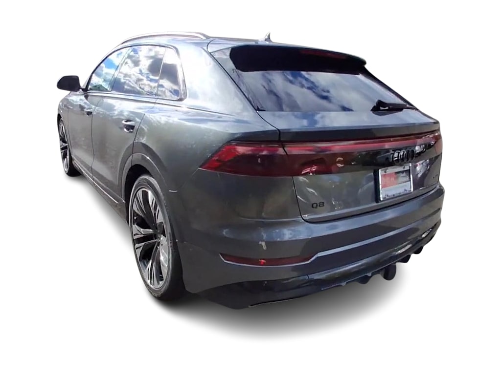 Thumbnail: 2026 Audi Q8 - 4