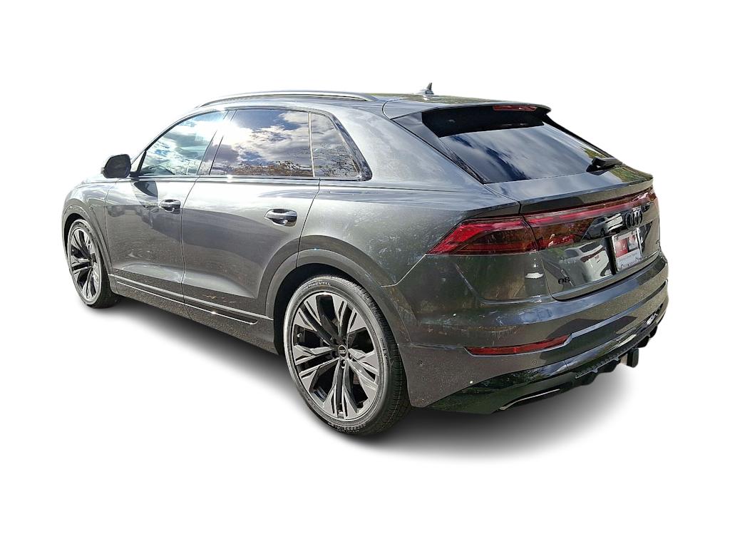 Thumbnail: 2026 Audi Q8 - 16