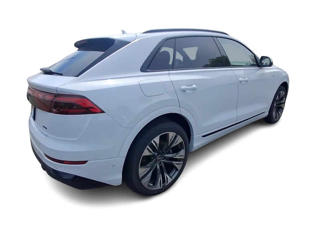 Thumbnail: 2026 Audi Q8 - 13