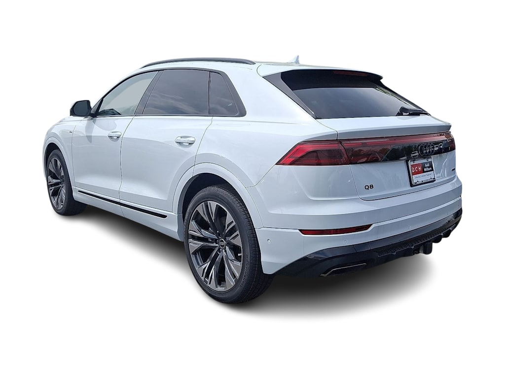 Thumbnail: 2026 Audi Q8 - 17