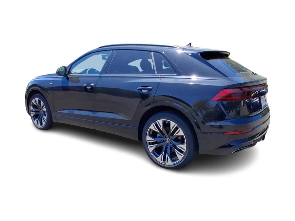 Thumbnail: 2026 Audi Q8 - 4