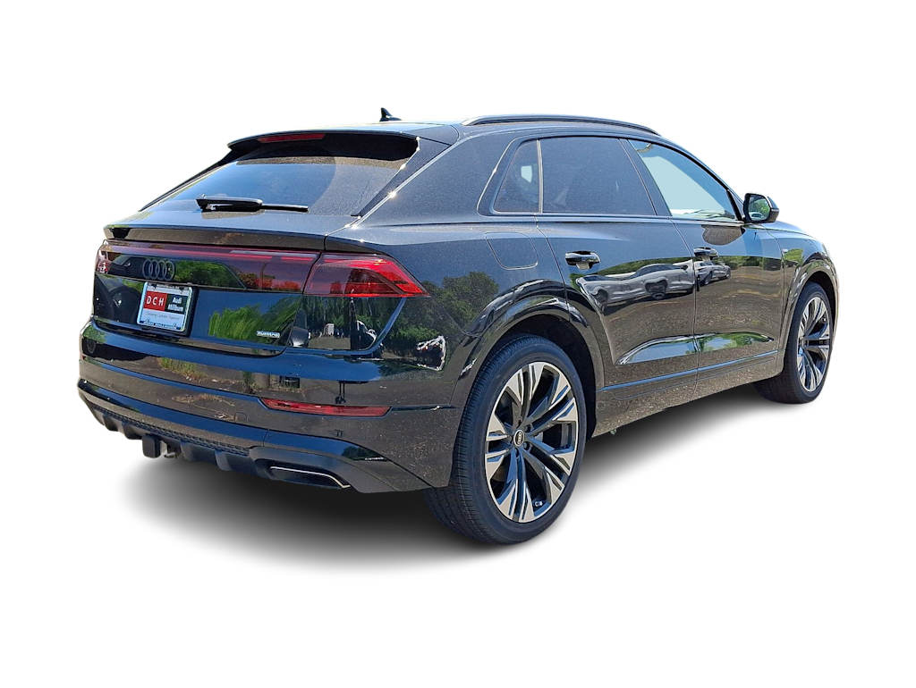 Thumbnail: 2026 Audi Q8 - 22