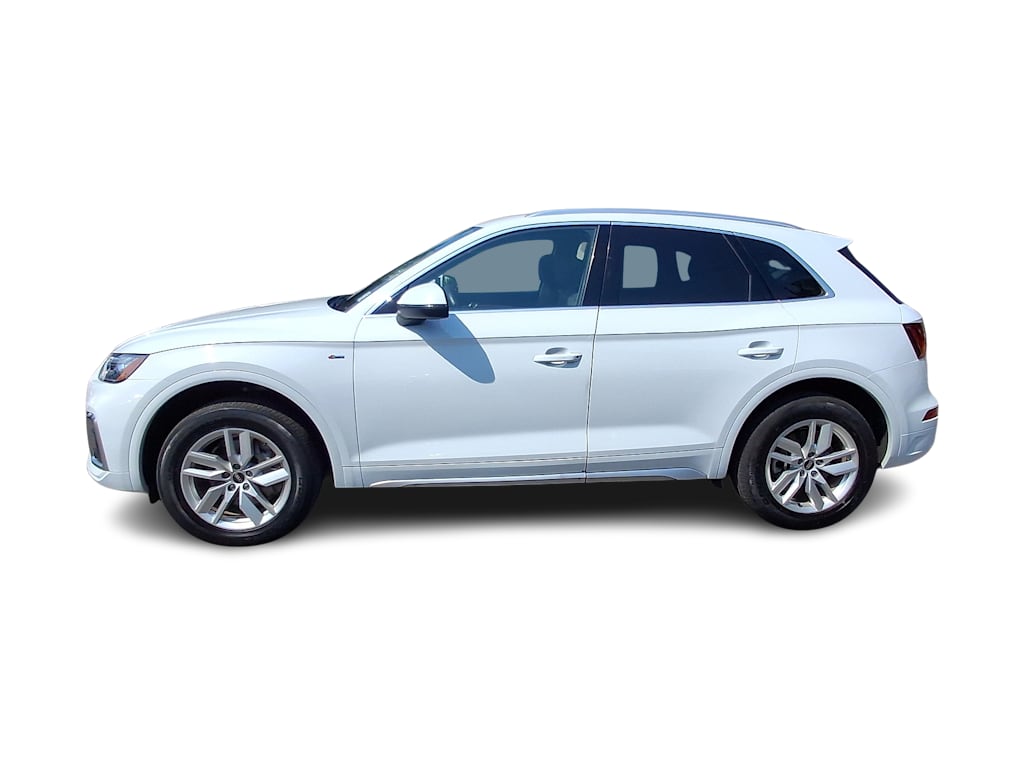 Thumbnail: 2023 Audi Q5 - 3